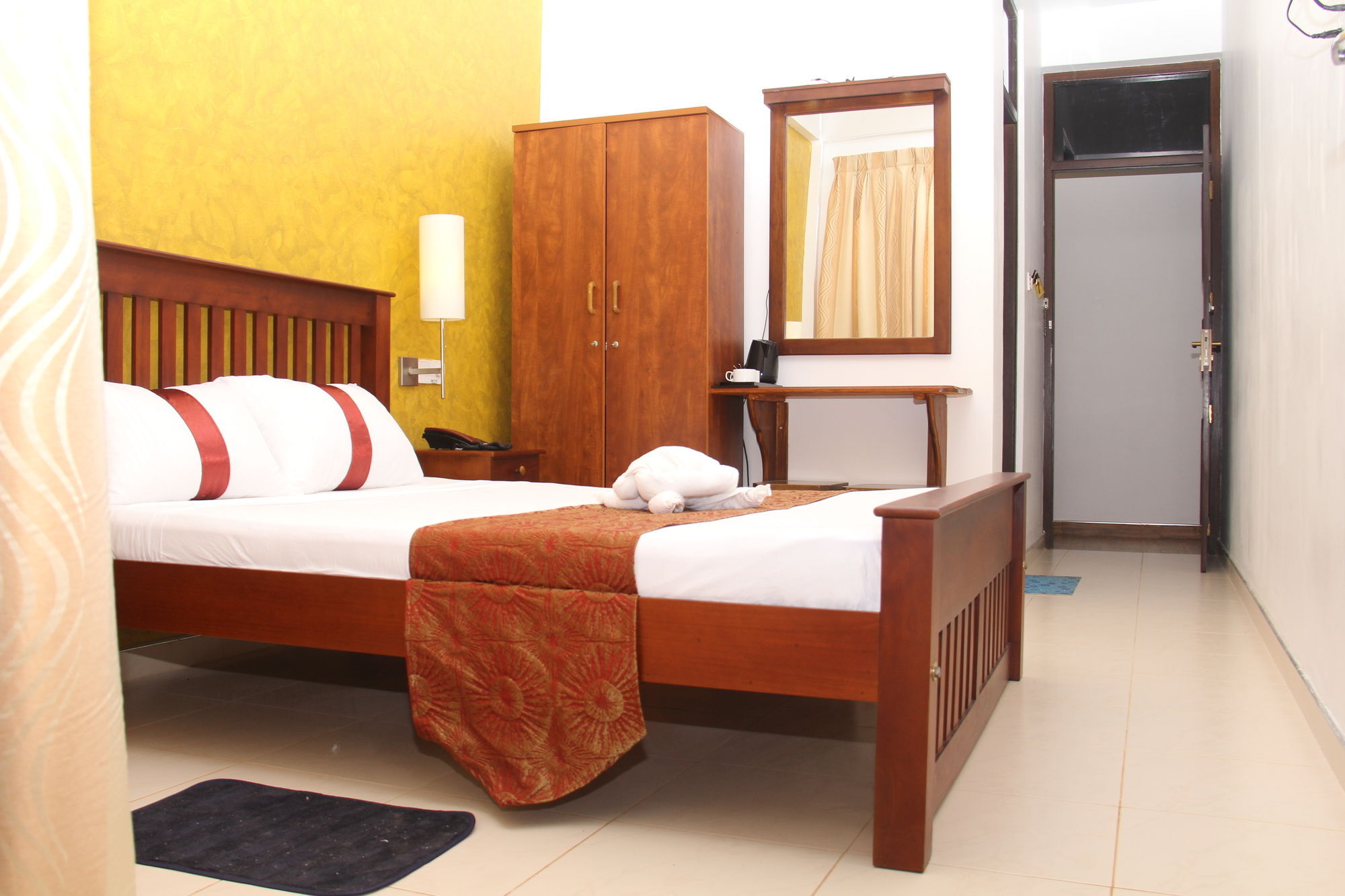 Zendara Hotel Negombo Bagian luar foto