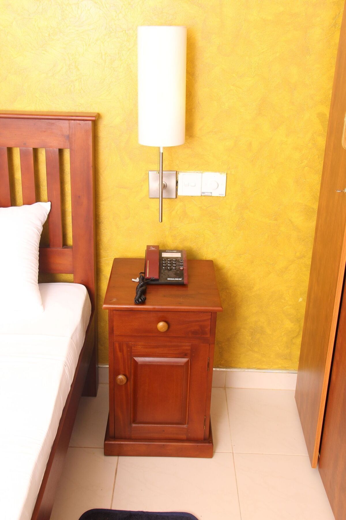 Zendara Hotel Negombo Bagian luar foto